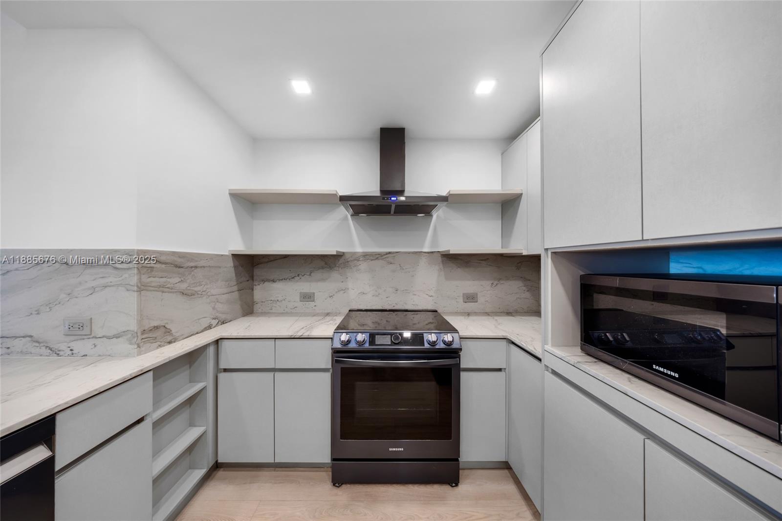 THE LEXI CONDO - Residential Lease