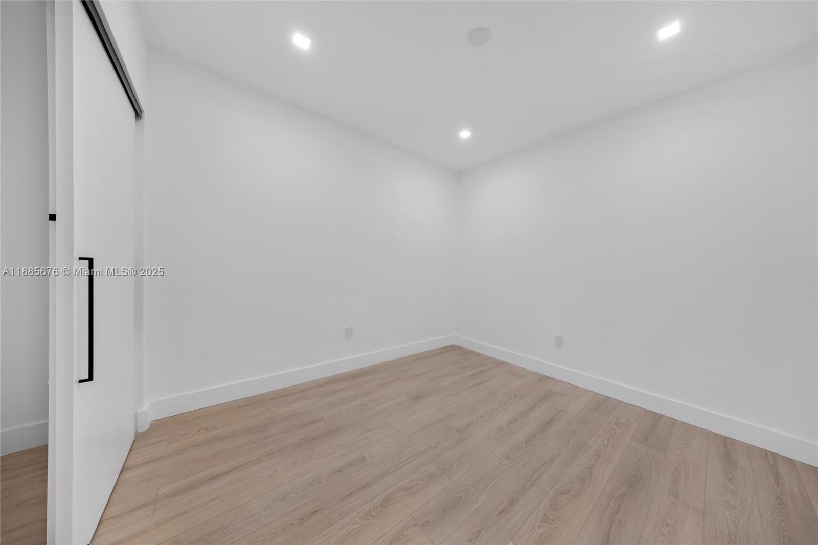 THE LEXI CONDO - Residential Lease