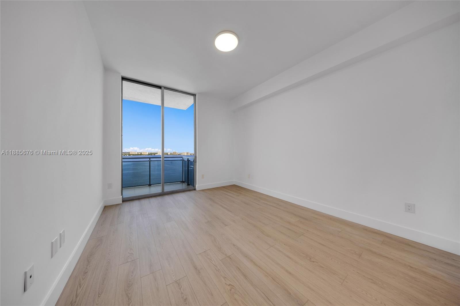 THE LEXI CONDO - Residential Lease