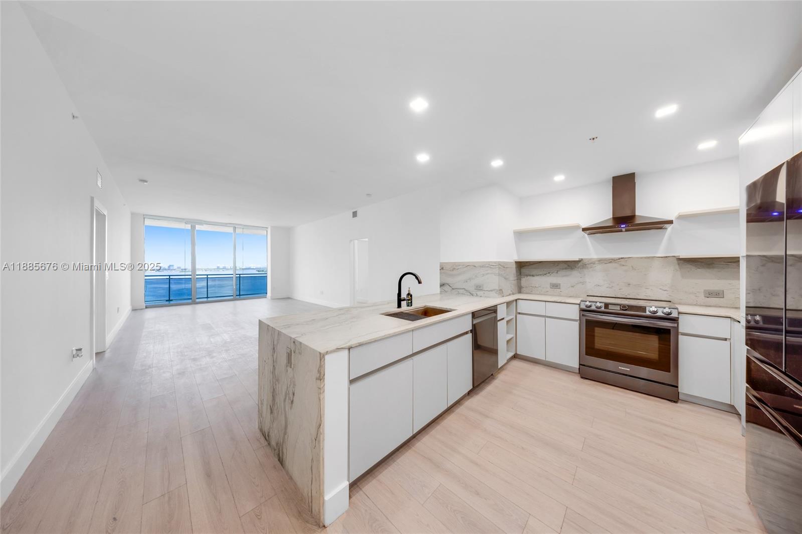 THE LEXI CONDO - Residential Lease