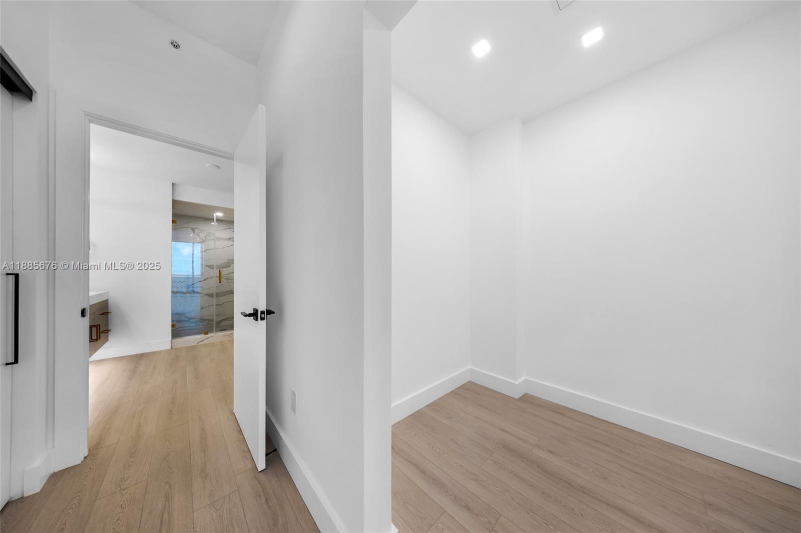 THE LEXI CONDO - Residential Lease