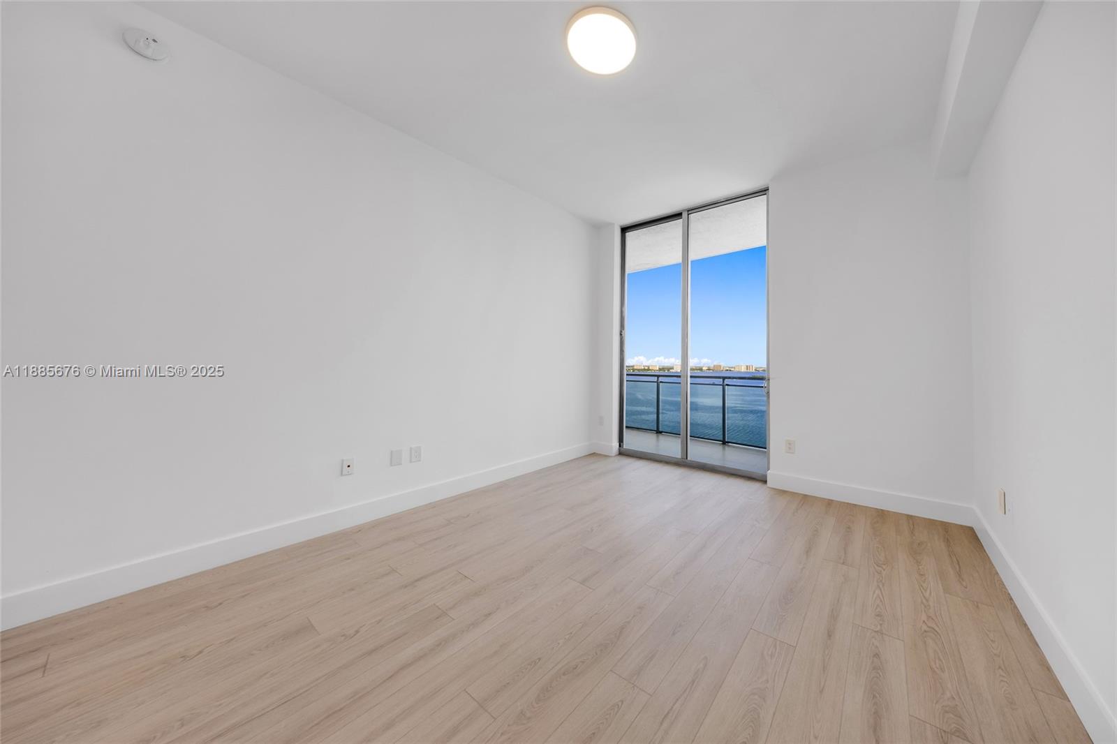 THE LEXI CONDO - Residential Lease