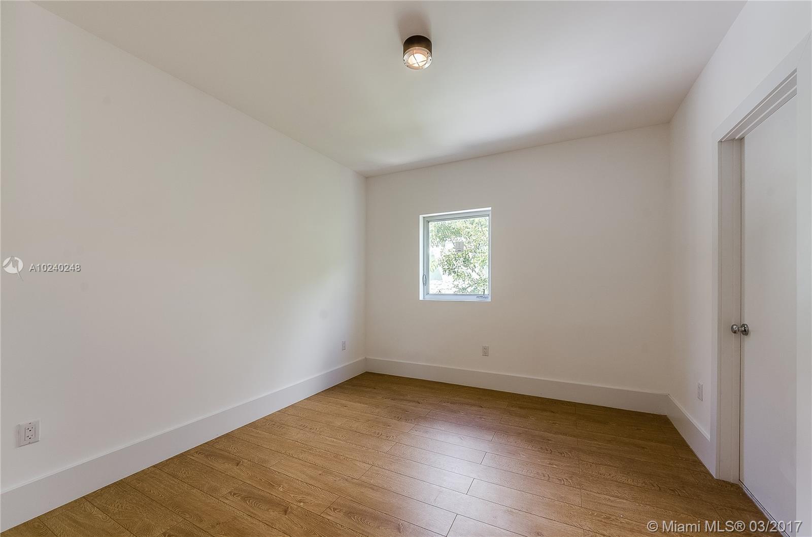 HOLLEMAN PARK - Residential
