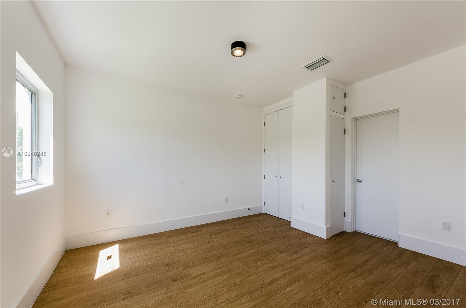 HOLLEMAN PARK - Residential
