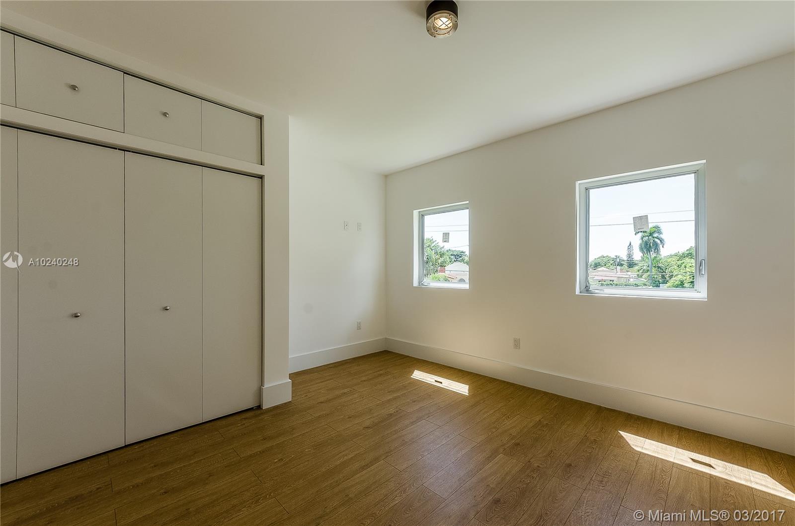 HOLLEMAN PARK - Residential