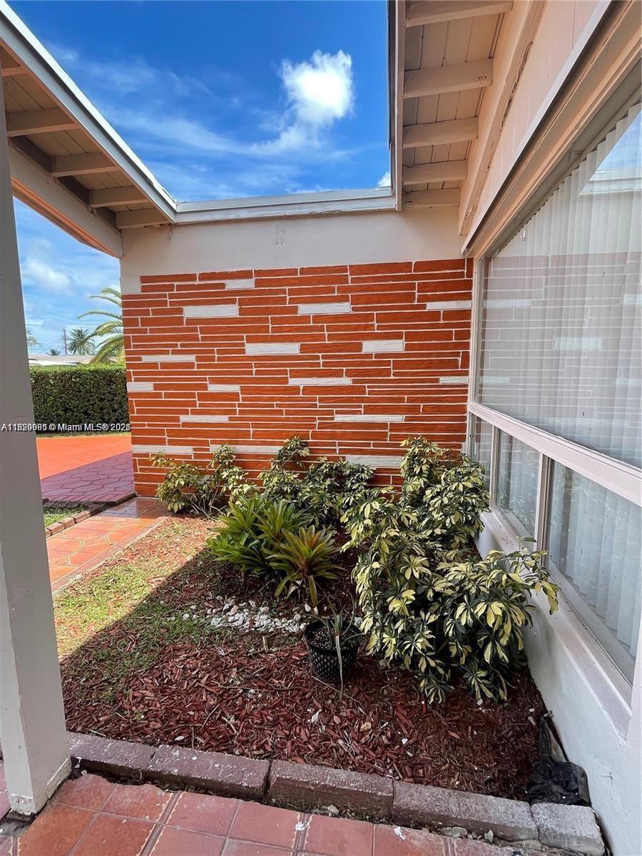MIRAMAR ISLES SEC 5 - Residential