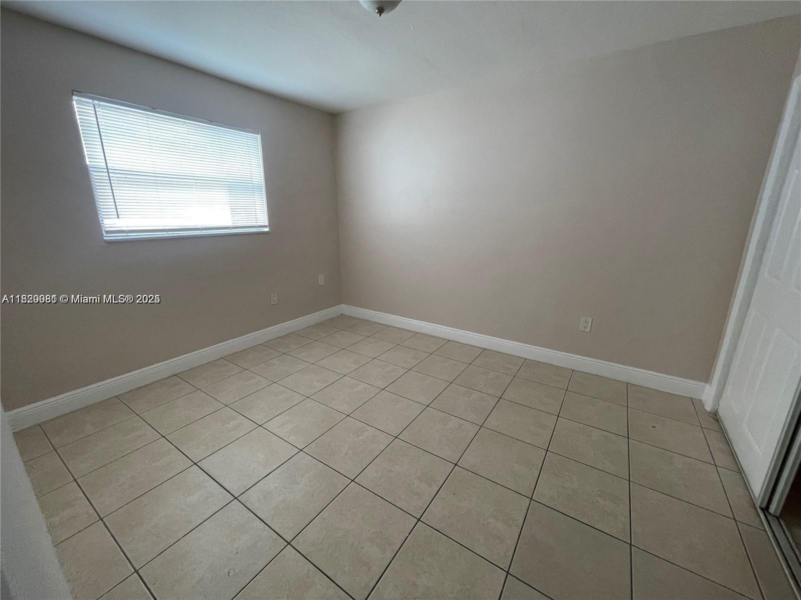 MIRAMAR ISLES SEC 5 - Residential