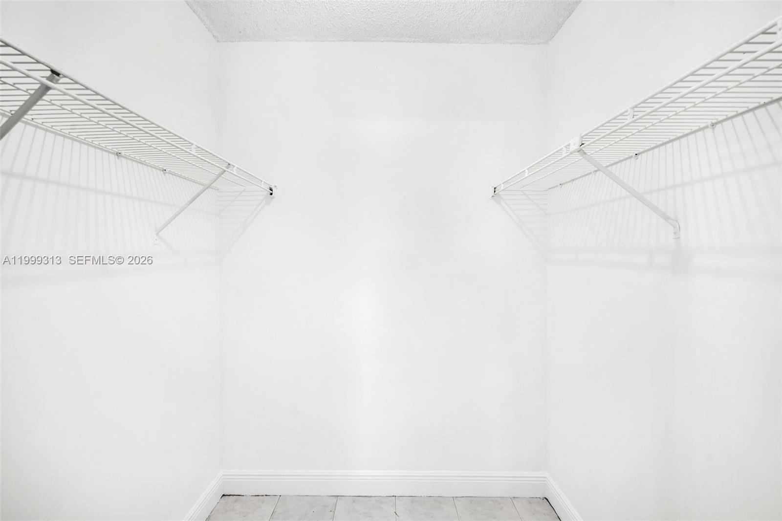 INDIAN SUMMER VILLAGE II - Residential Lease