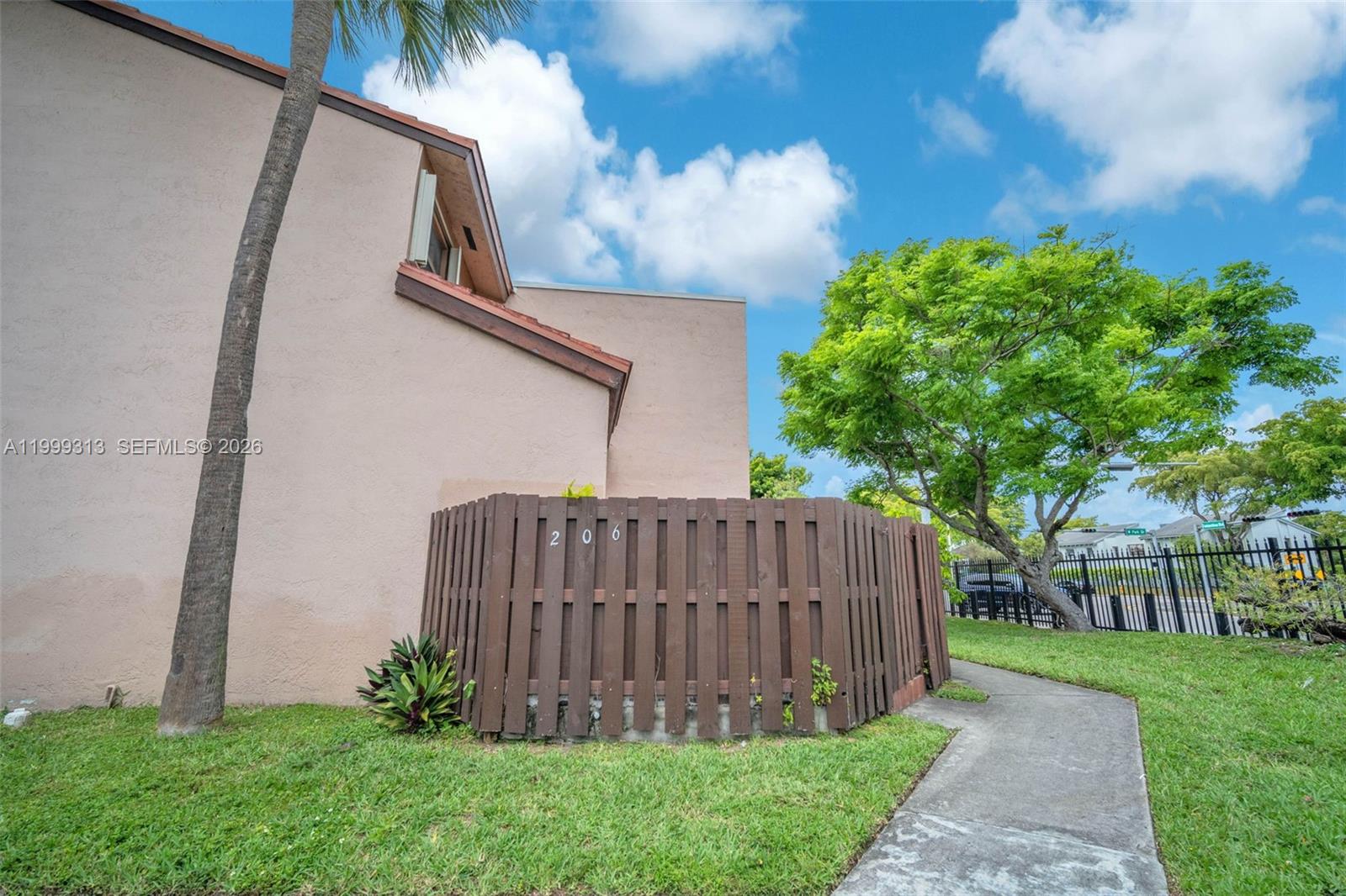 INDIAN SUMMER VILLAGE II - Residential Lease