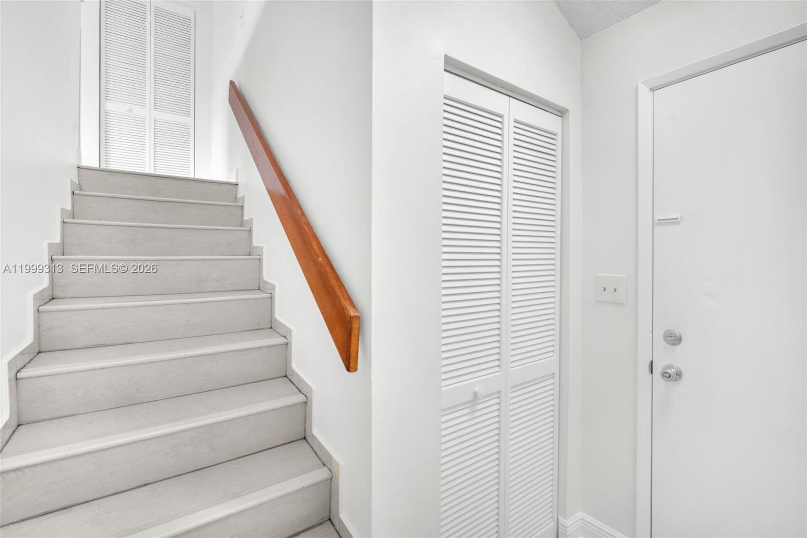 INDIAN SUMMER VILLAGE II - Residential Lease