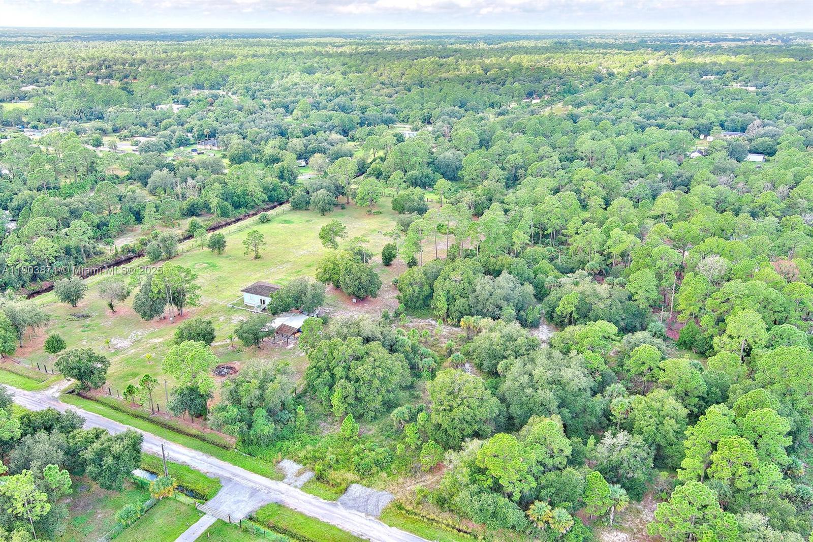 MONTURA RANCH - Land