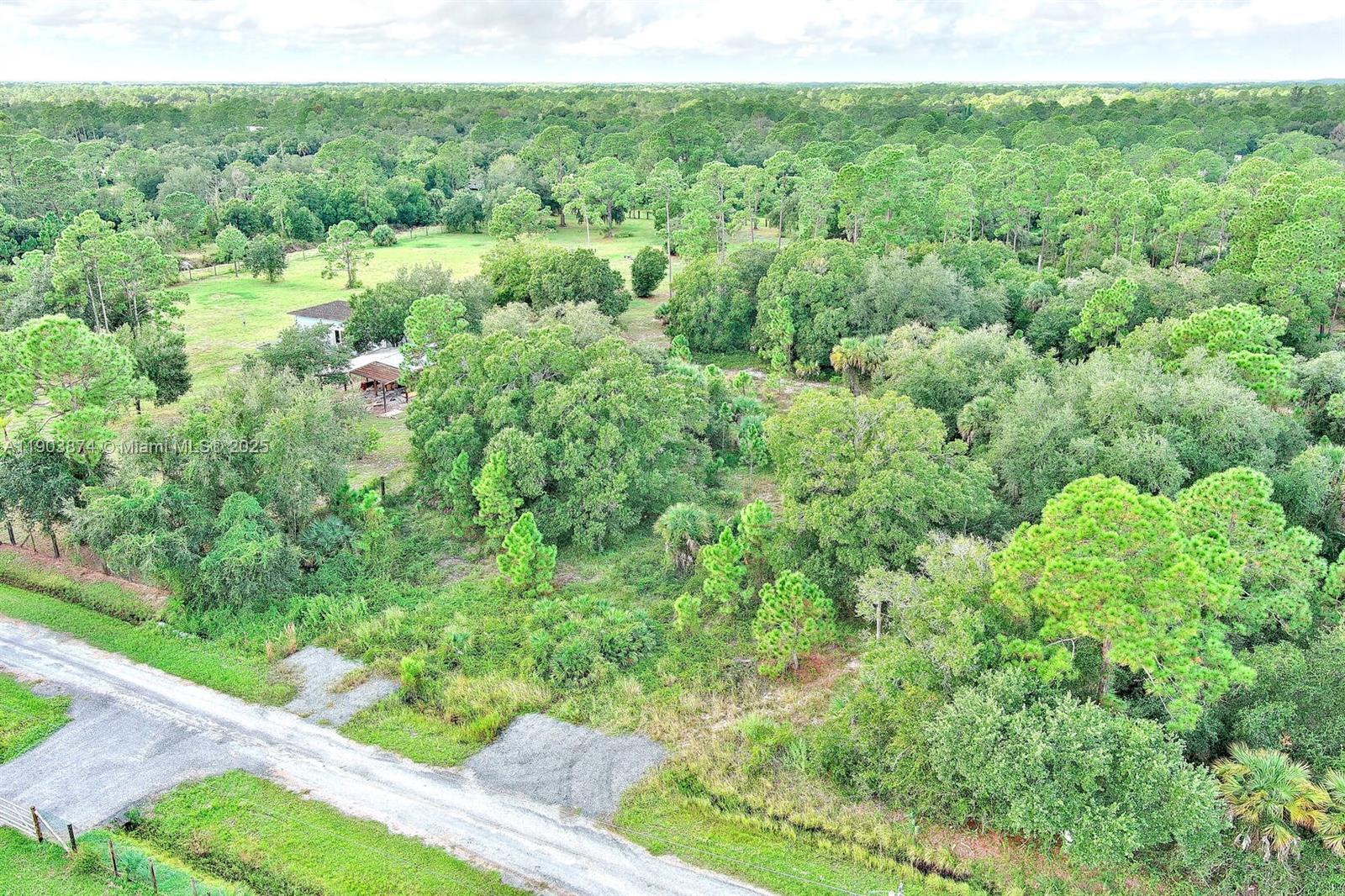 MONTURA RANCH - Land