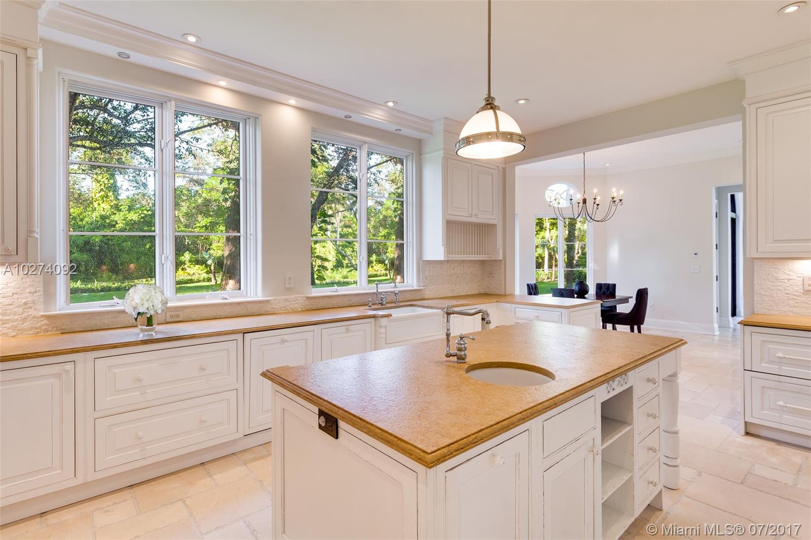 SNAPPER CREEK LAKES SUB - Residential