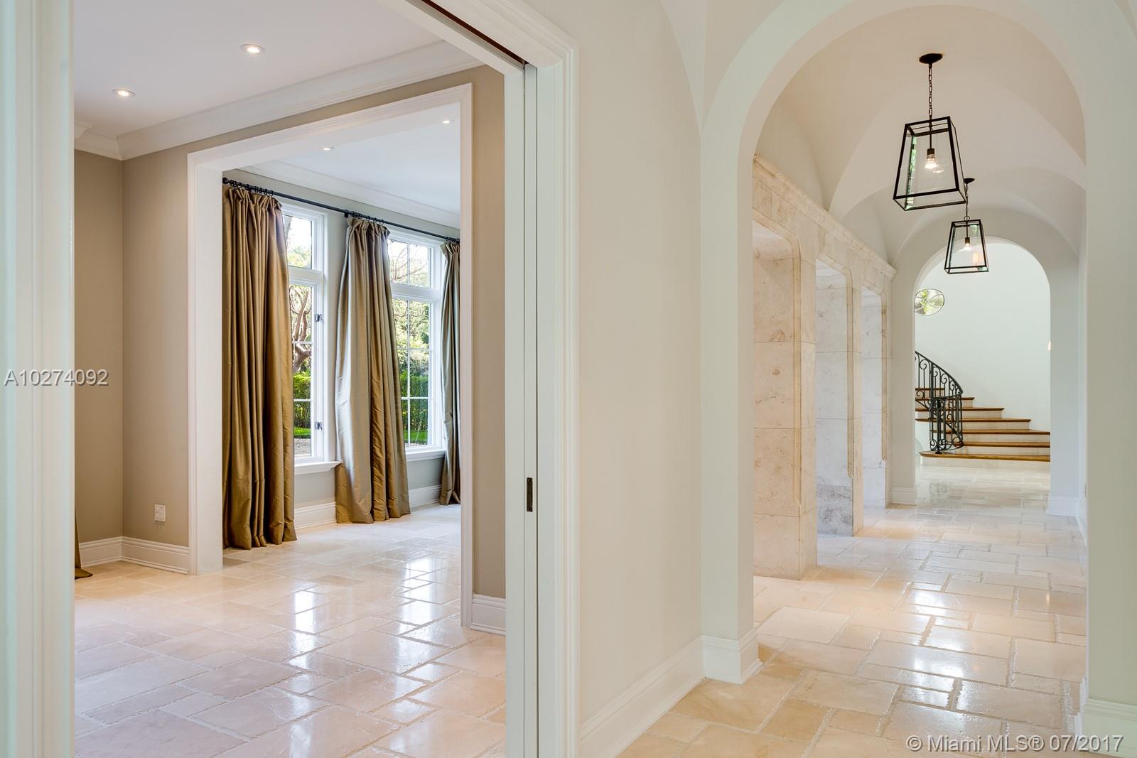 SNAPPER CREEK LAKES SUB - Residential