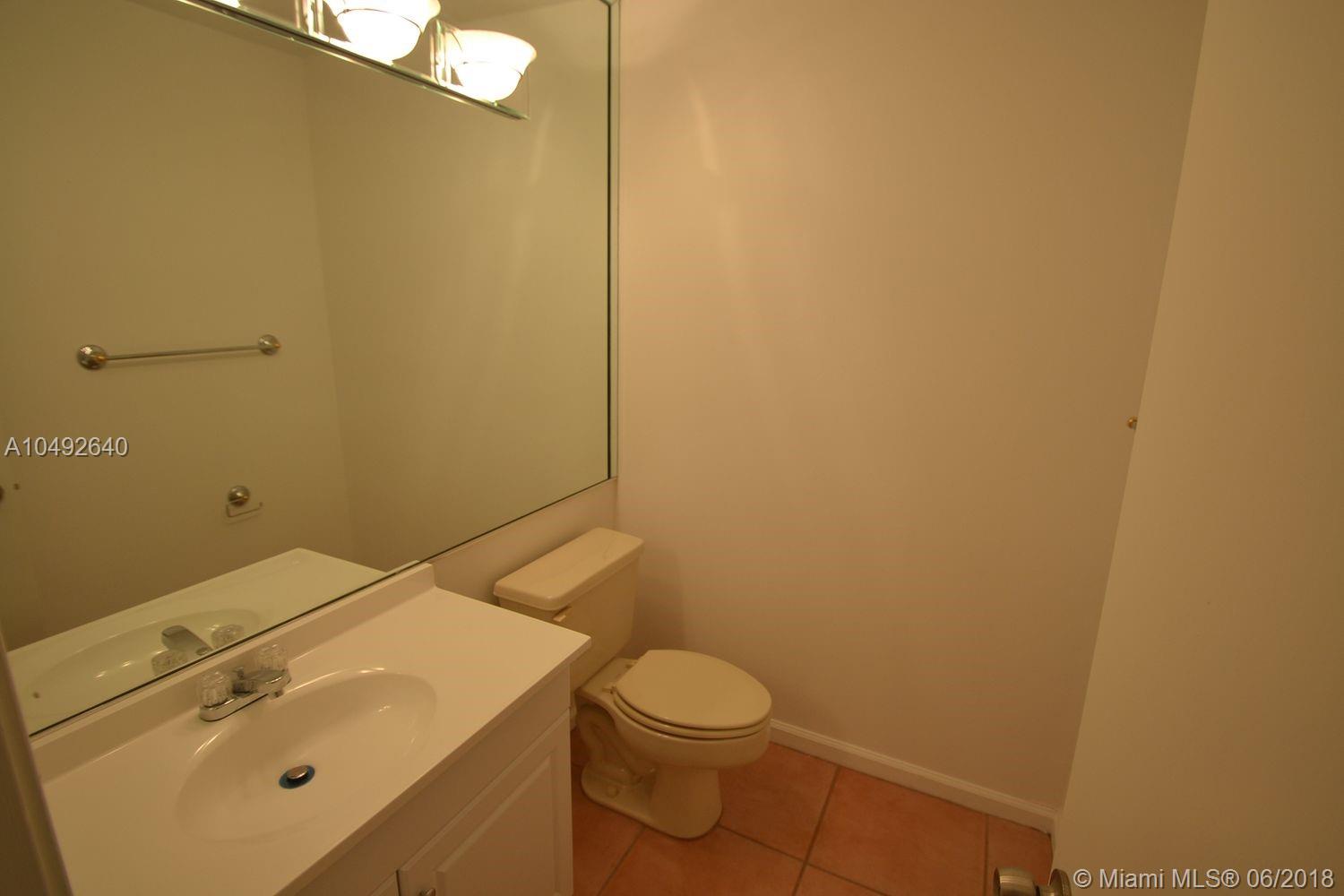 EMBASSY LAKES - Residential Lease