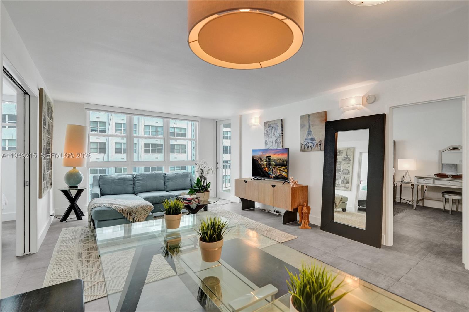 BAYVIEW TERR CONDO - Residential