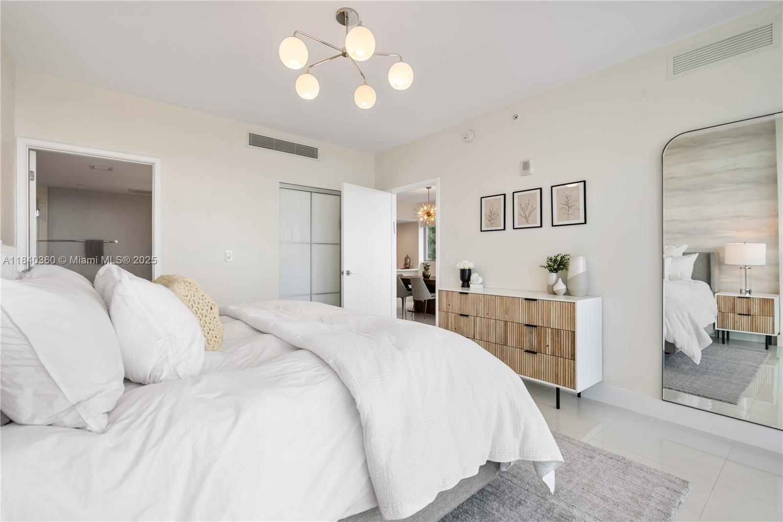 9940 W Bay Harbor Dr 5F-N