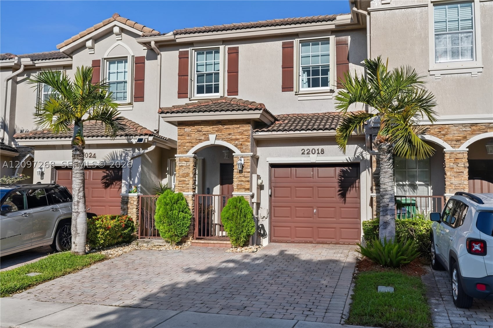 View photos, virtual tours, details... 22018 SW 93rd Pl