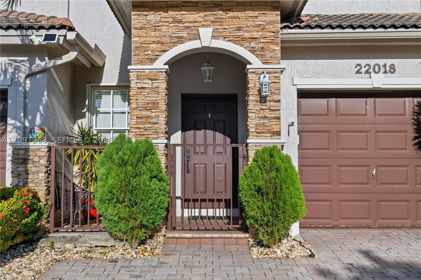 View photos, virtual tours, details... 22018 SW 93rd Pl