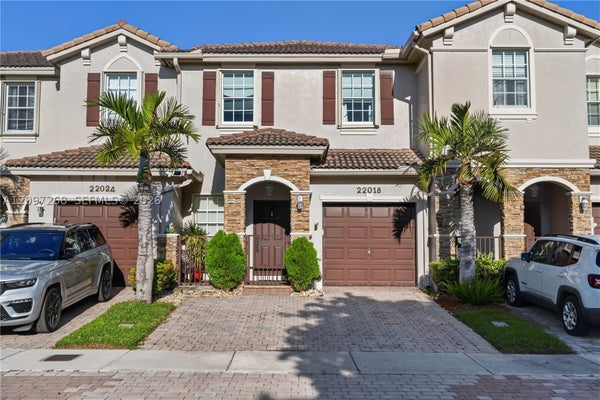 22018 SW 93RD PL, CUTLER BAY, FL 33190 - Image 86298c2f2e927a75ddee2f53aeba5e7f/4277721368