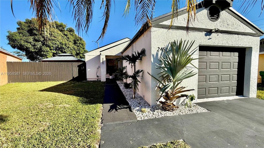 Photo of 2451 SW 85th Ter #2451, Miramar, FL 33025 (MLS # A11958587)