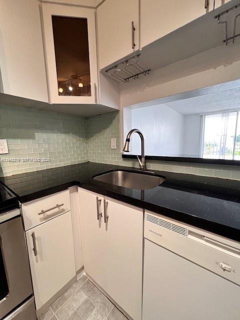 MONTECARLO CONDO - Residential Lease