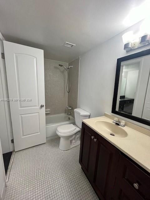 498 NW 165th St Rd D-503 Miami FL 33169