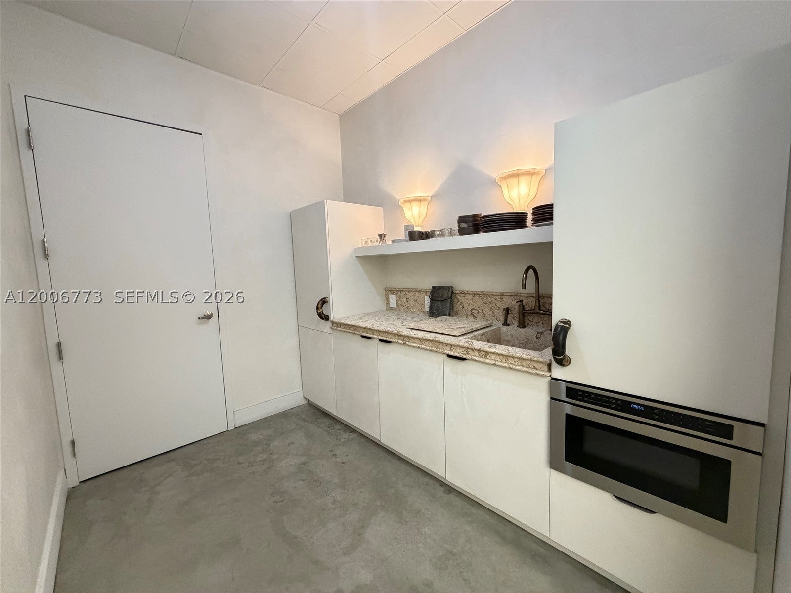 3015 Grand Ave 0210