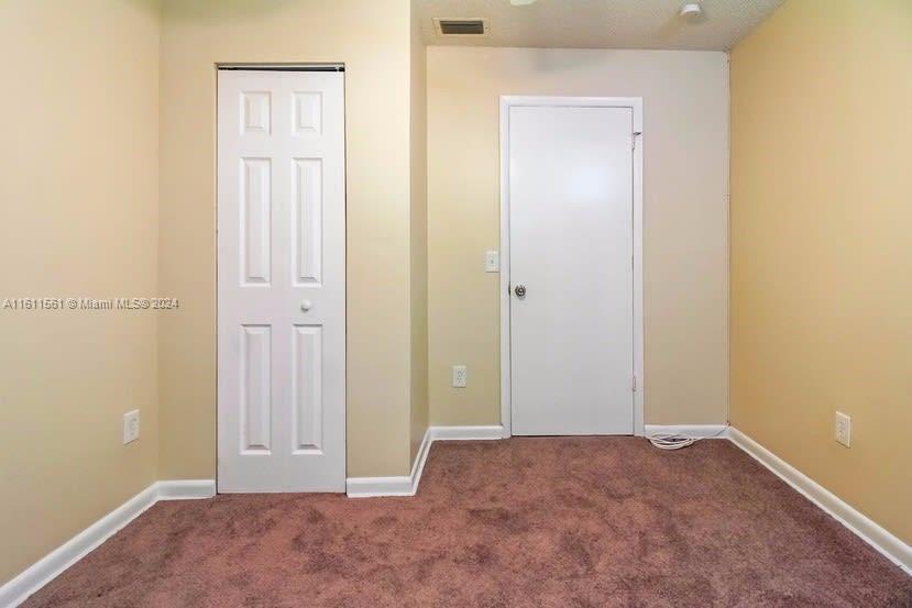 SUNRISE GOLF VILLAGE SEC - Residential Lease