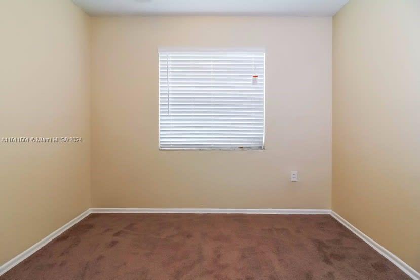 SUNRISE GOLF VILLAGE SEC - Residential Lease