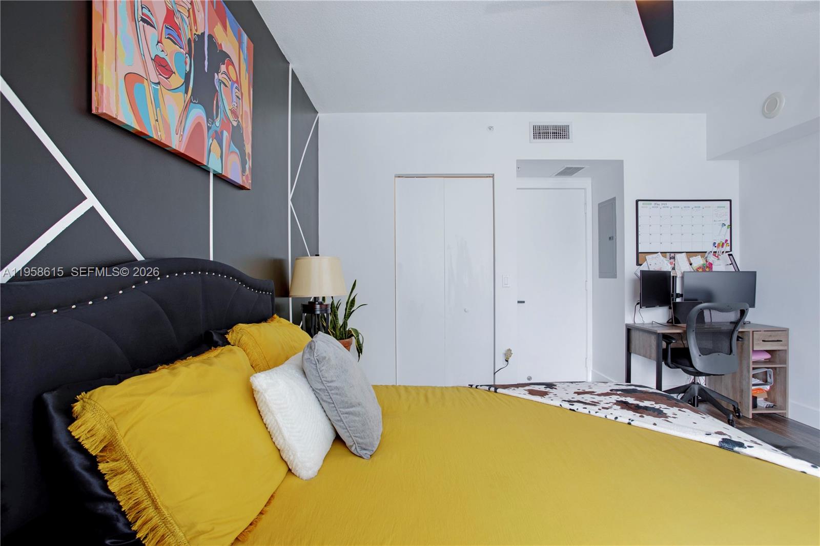 LATITUDE ON THE RIVER - Residential