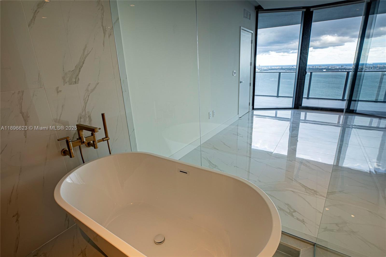 Aria Reserve Miami - Residential