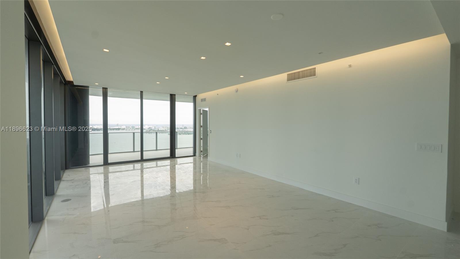 Aria Reserve Miami - Residential