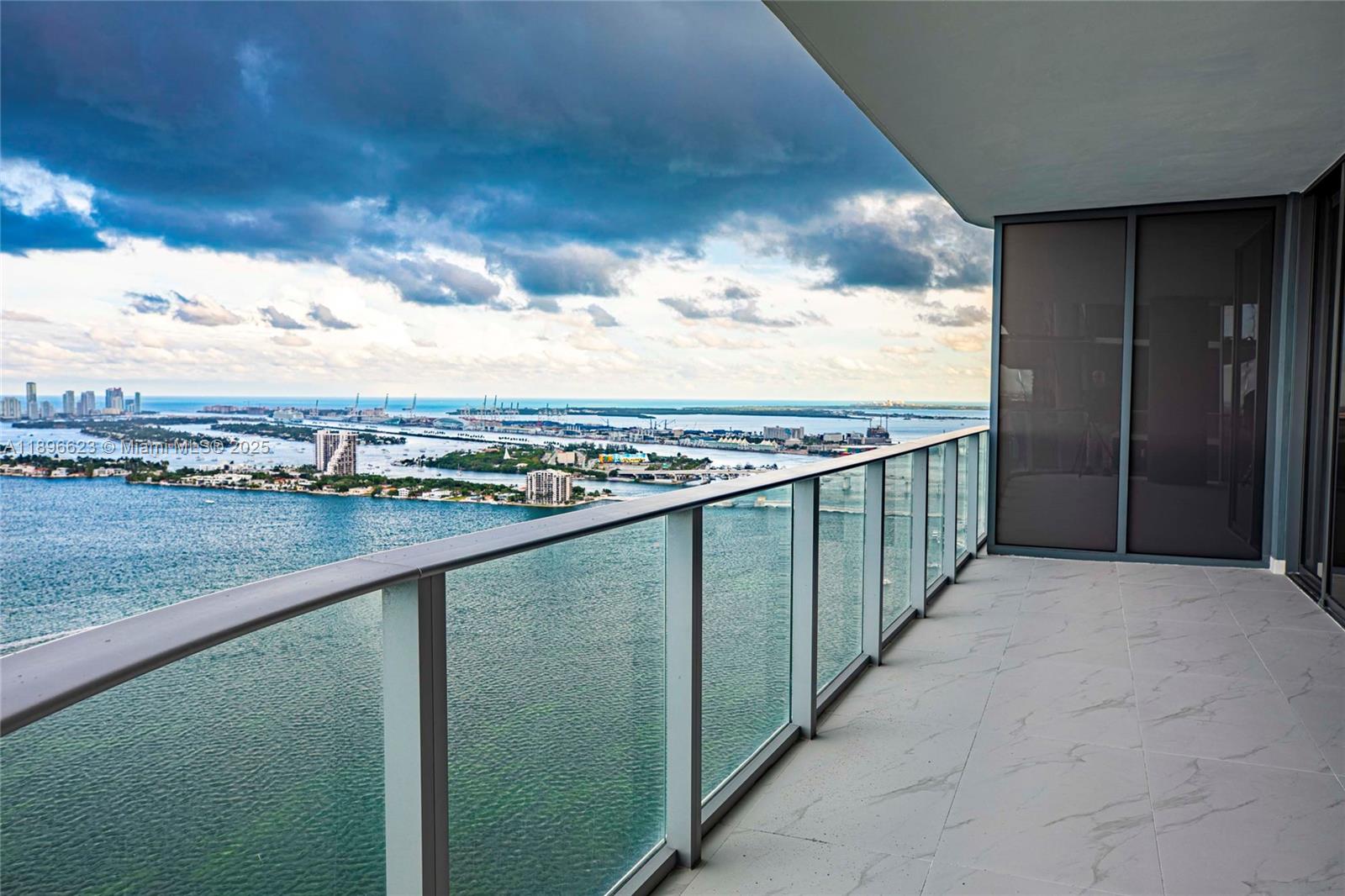 Aria Reserve Miami - Residential