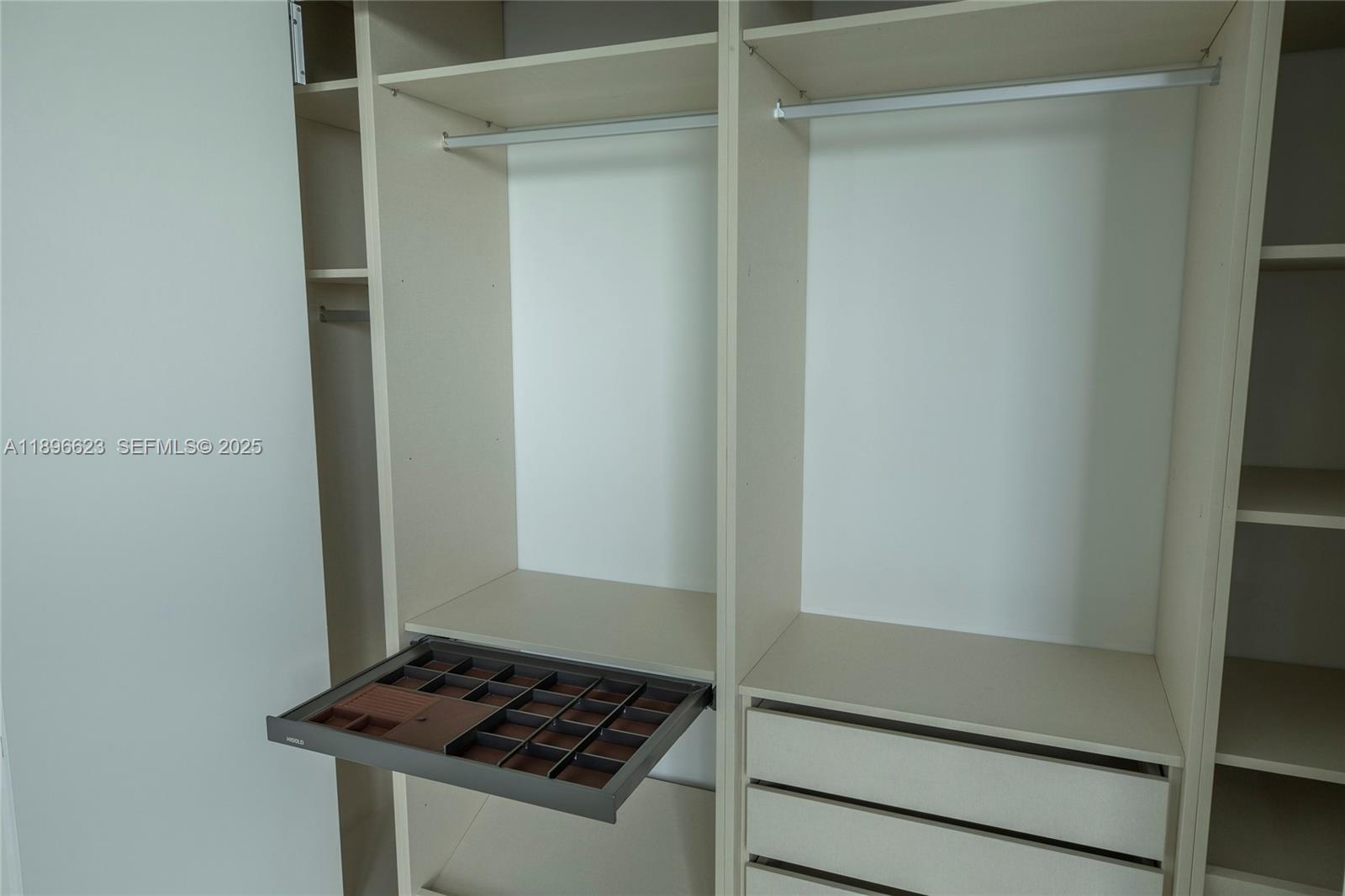 Aria Reserve Miami - Residential