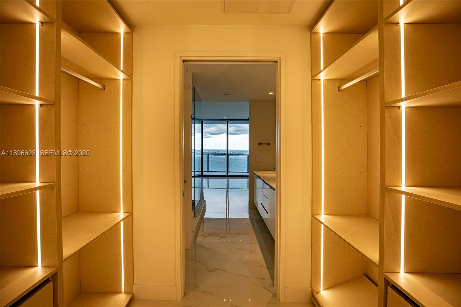 Aria Reserve Miami - Residential