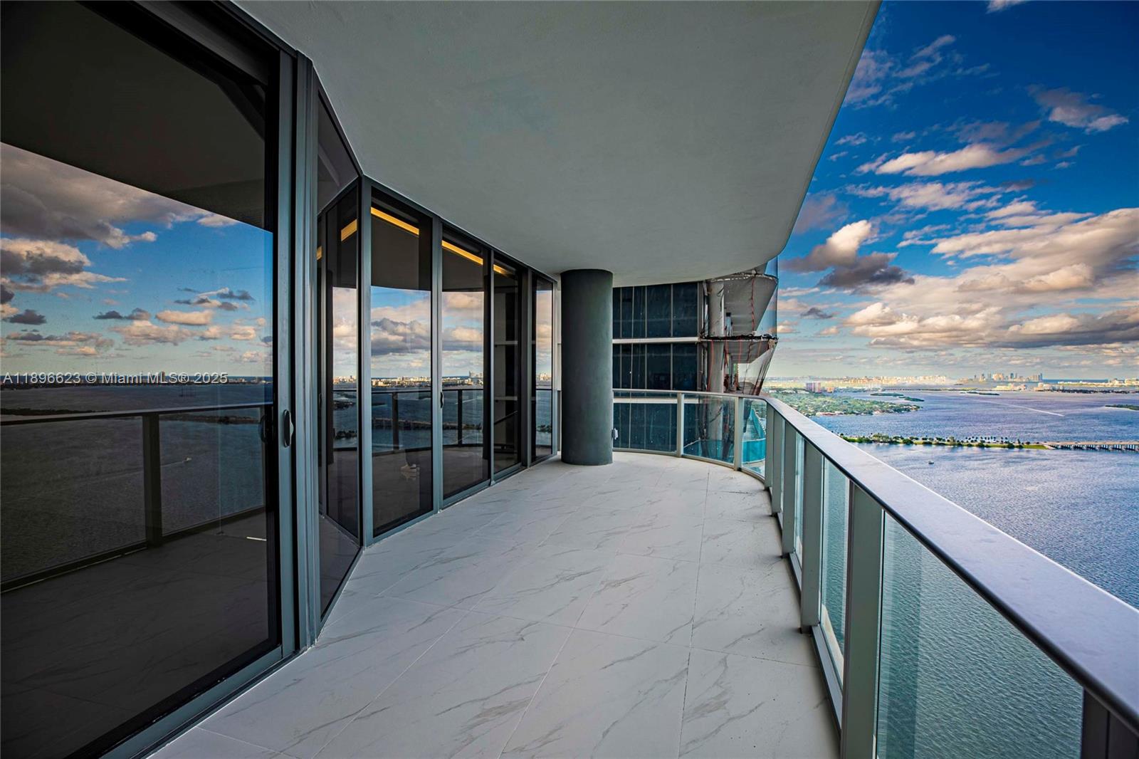 Aria Reserve Miami - Residential