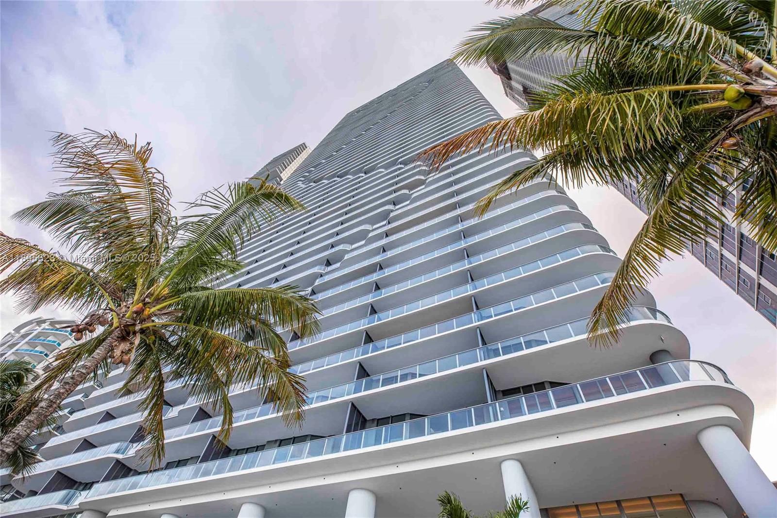 Aria Reserve Miami - Residential