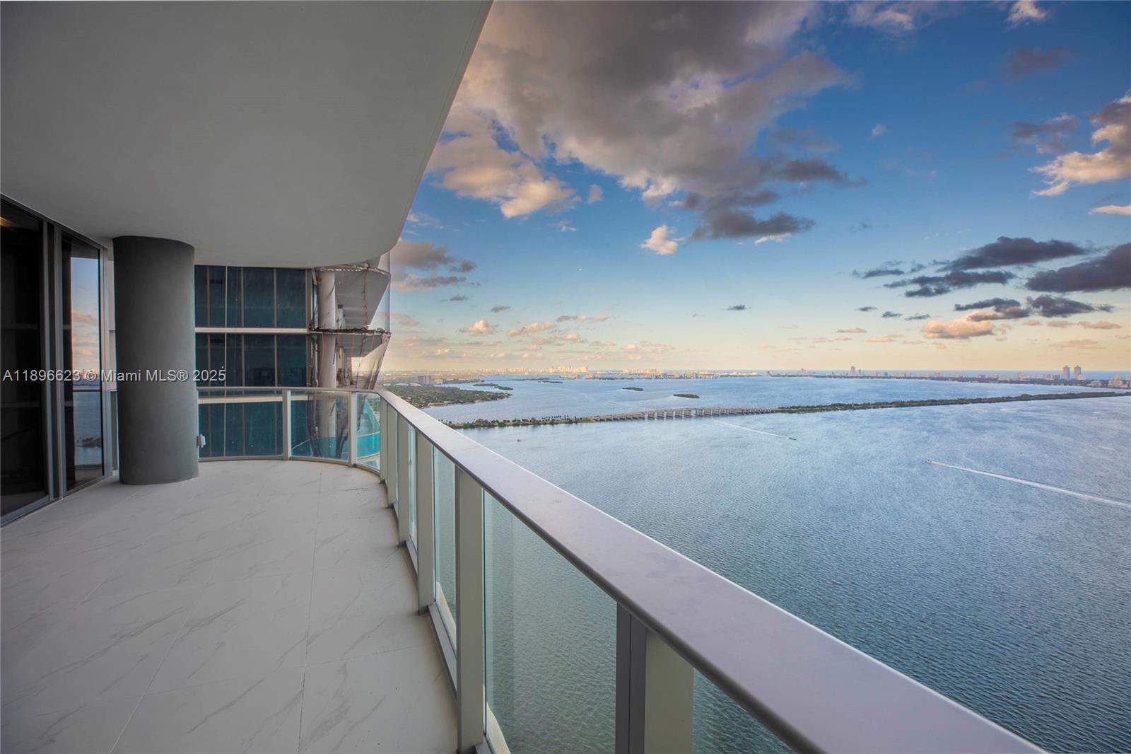Aria Reserve Miami - Residential