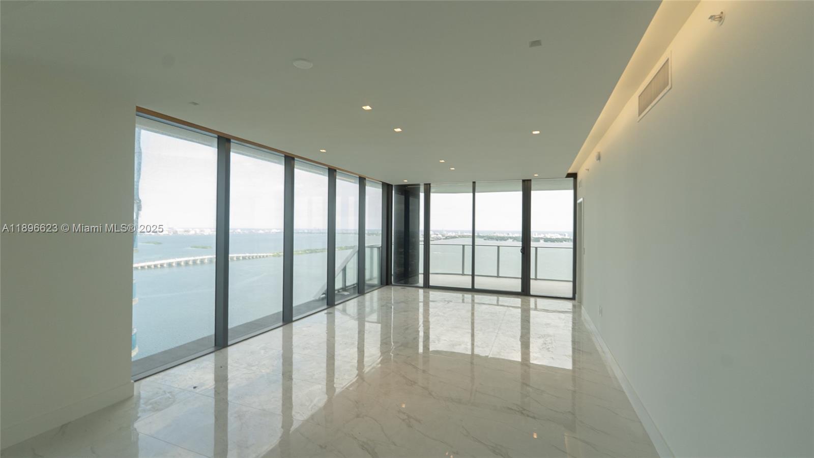 Aria Reserve Miami - Residential