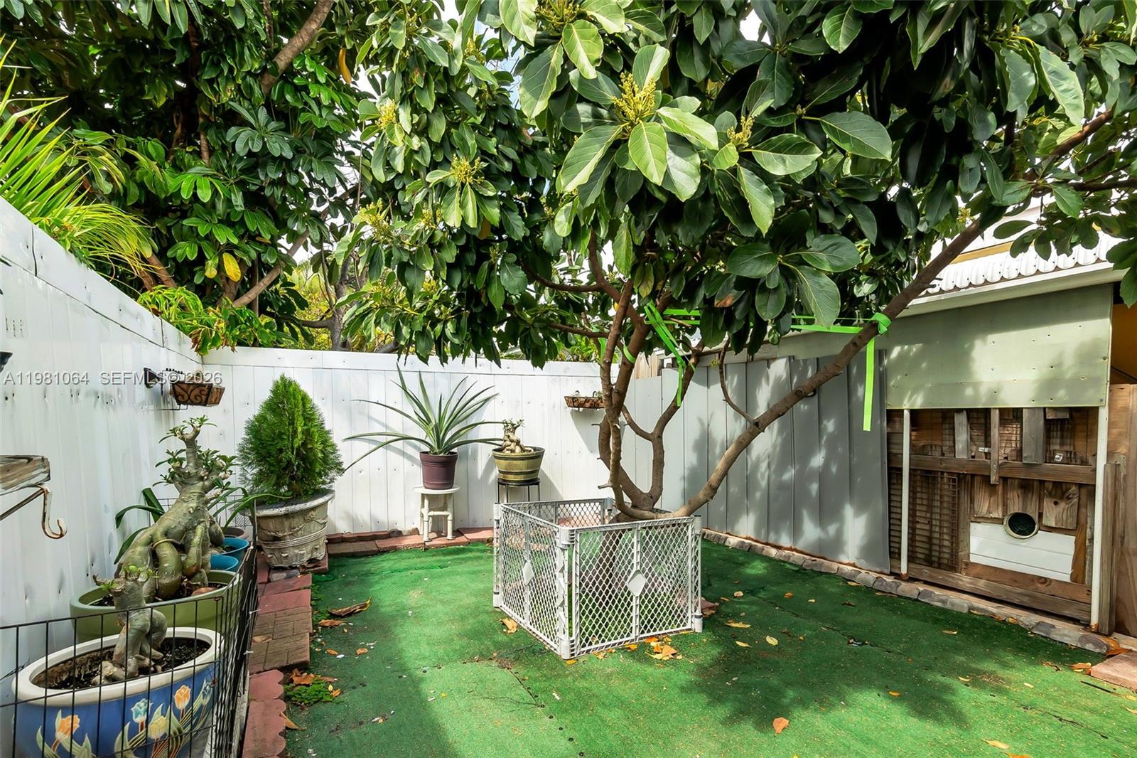 GRAPELAND HEIGHTS - Residential