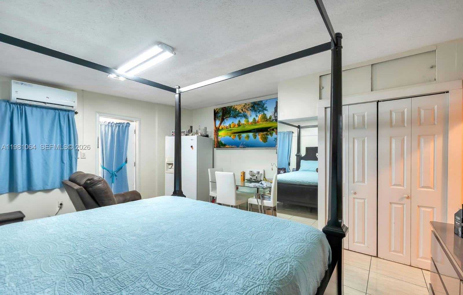 GRAPELAND HEIGHTS - Residential