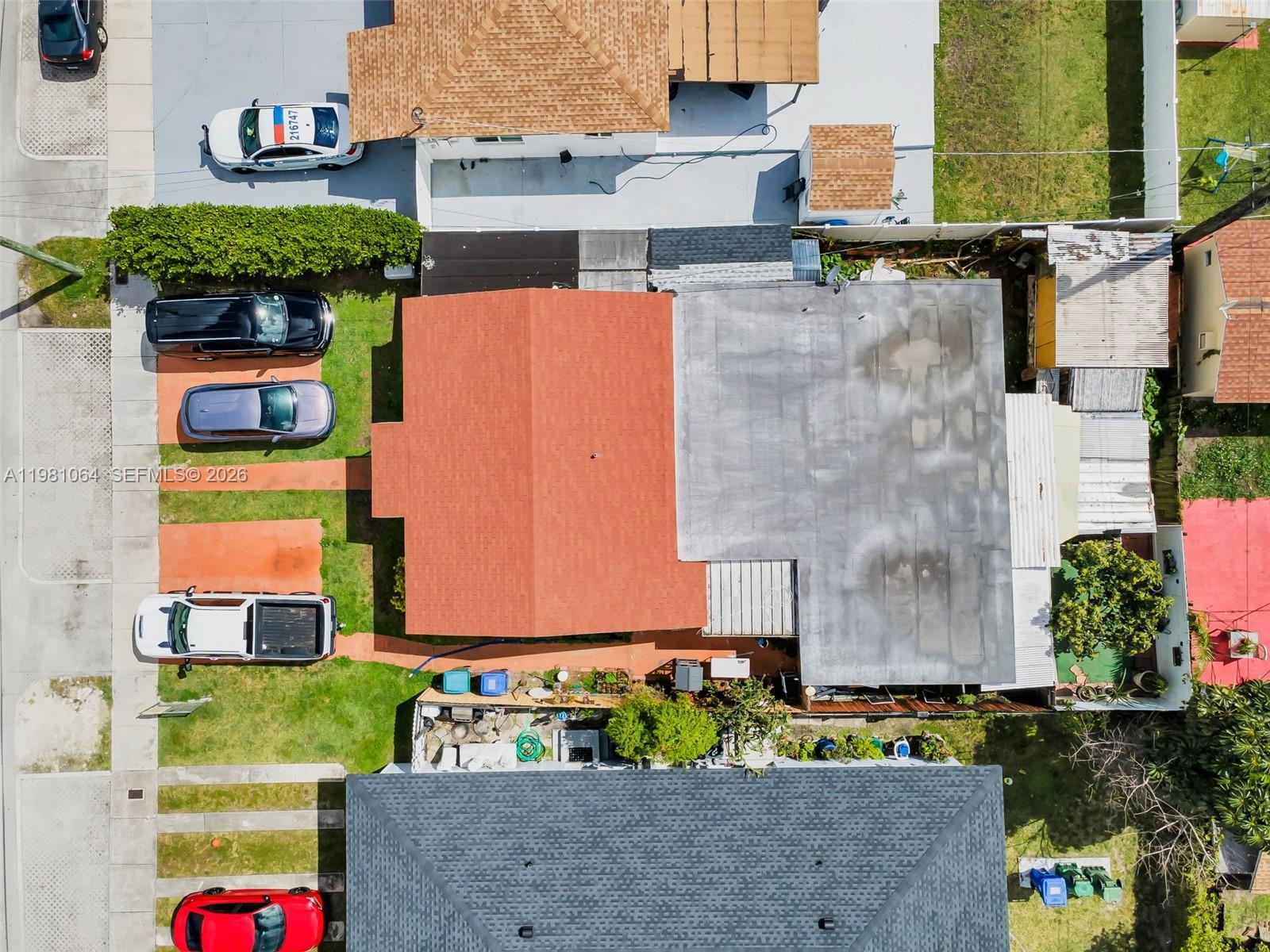 GRAPELAND HEIGHTS - Residential