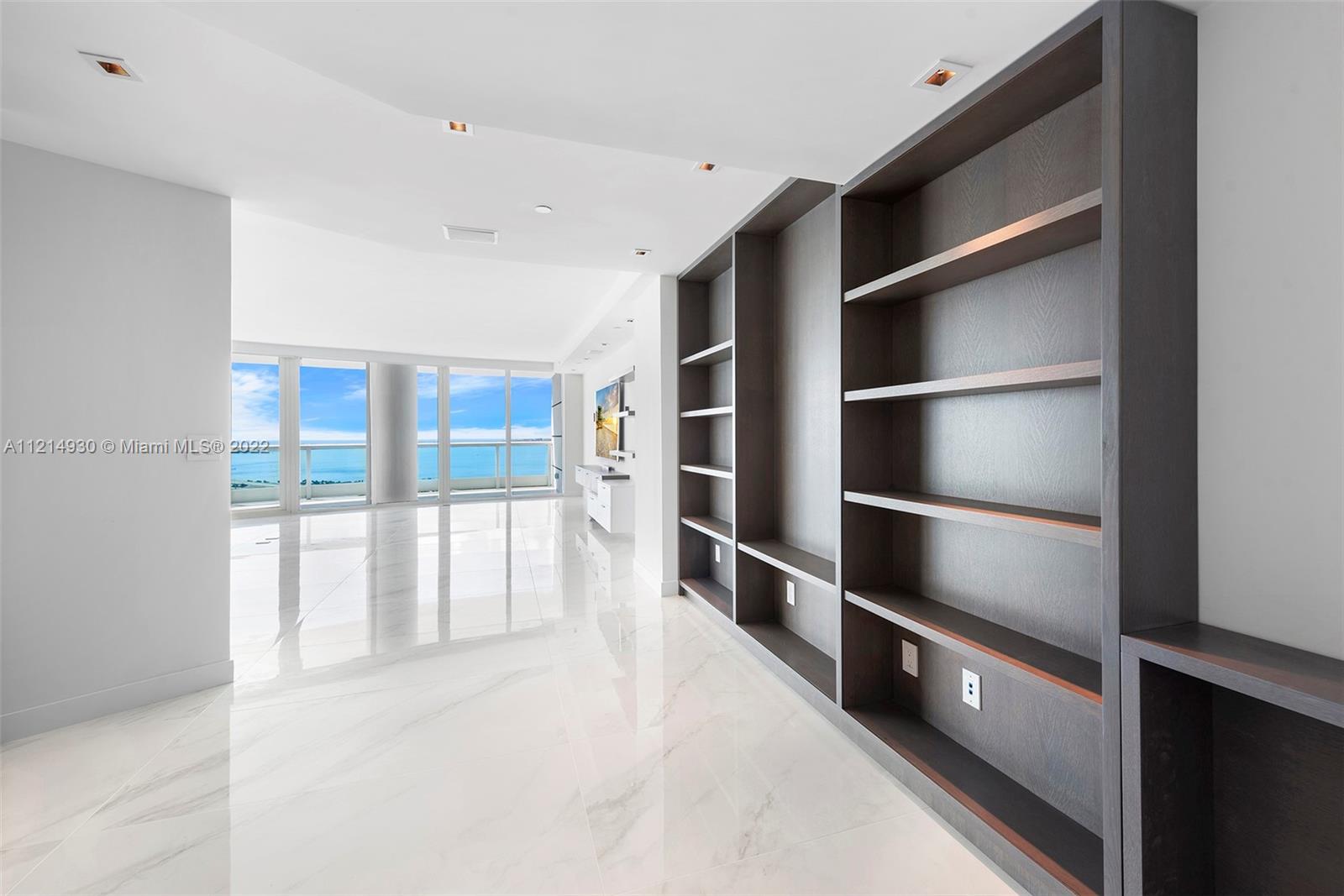 BRISTOL TOWER CONDO - Residential