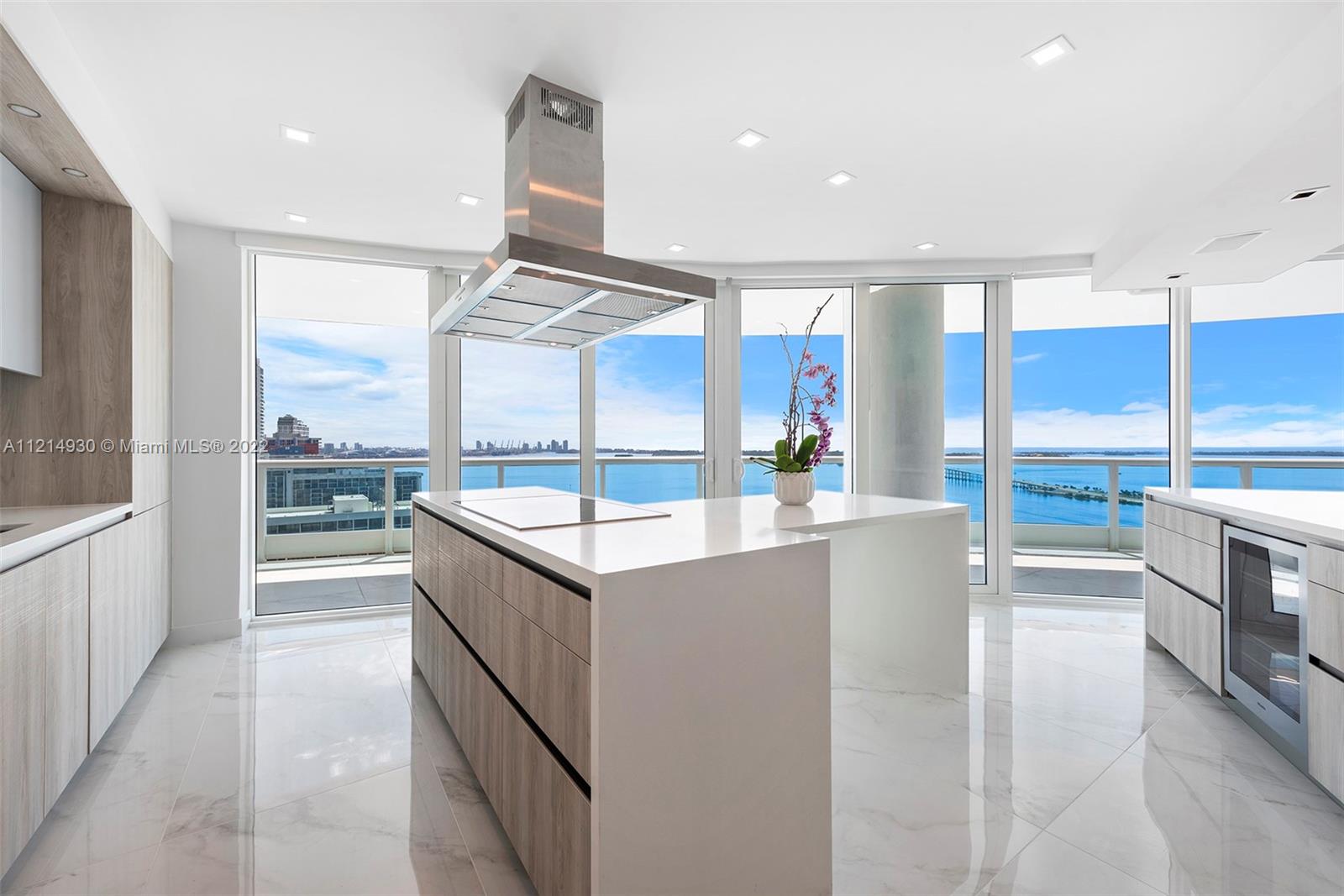 BRISTOL TOWER CONDO - Residential