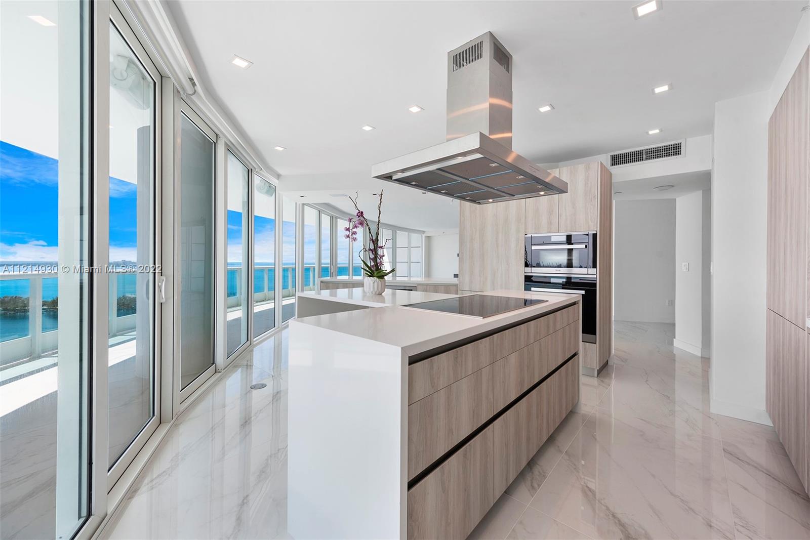 BRISTOL TOWER CONDO - Residential