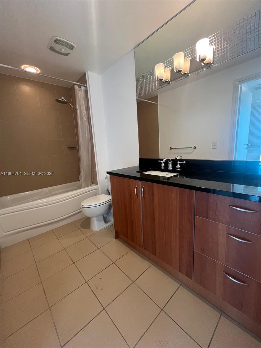 MET 1 CONDO - Residential Lease