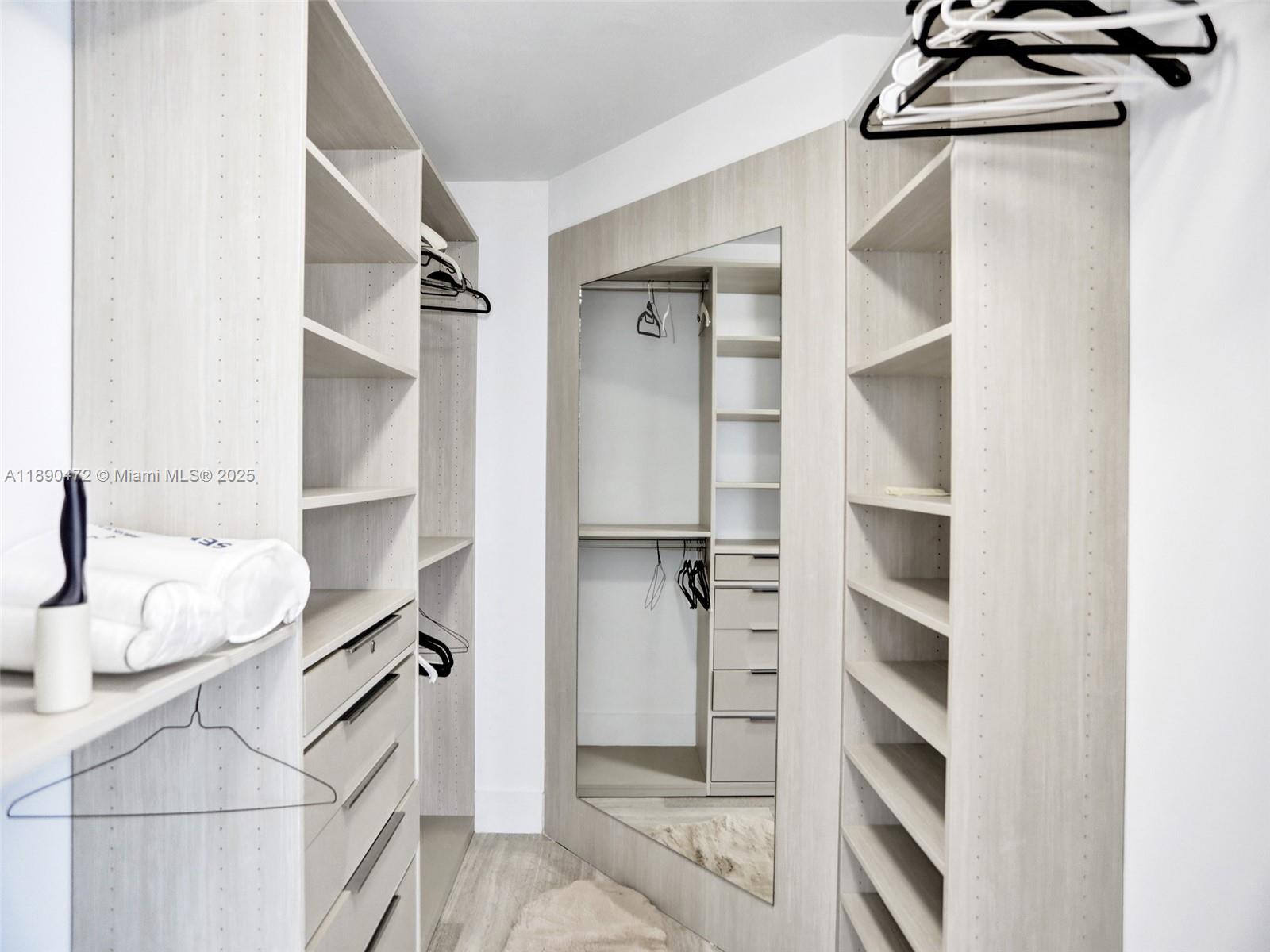 BRICKELLHOUSE CONDO - Residential Lease