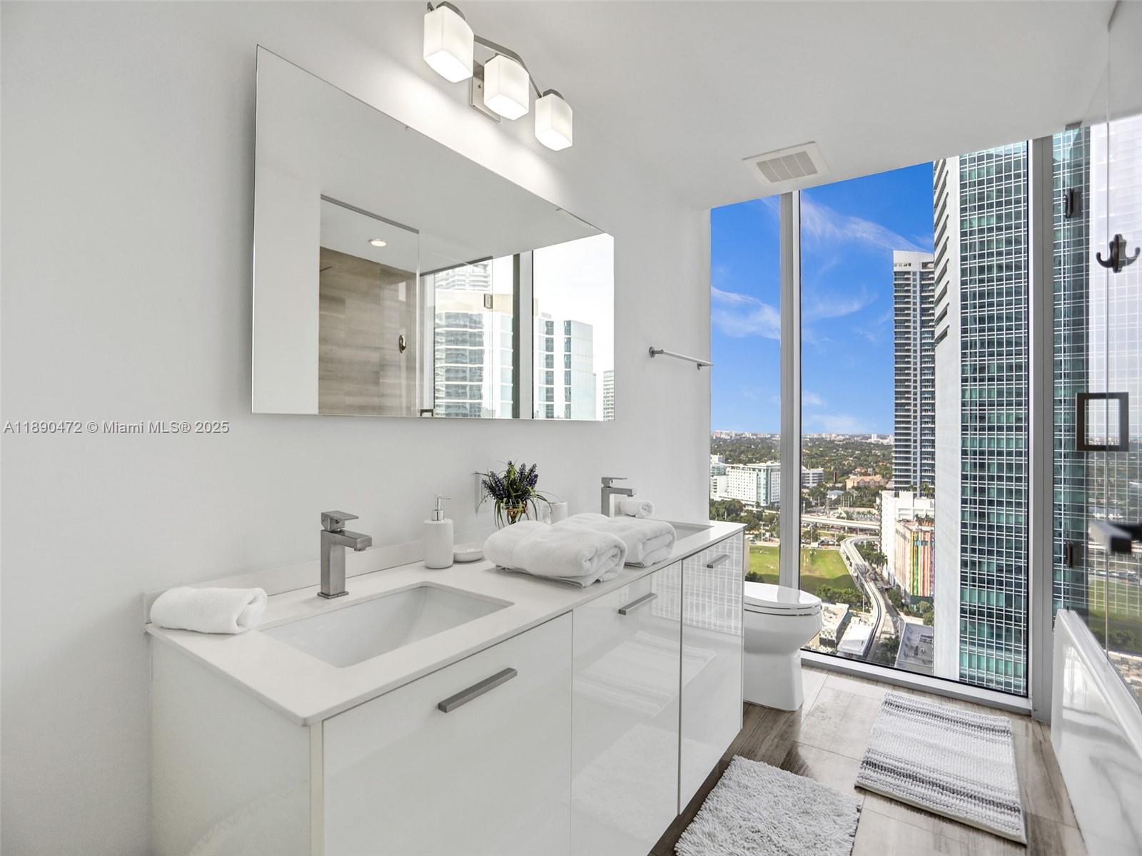 BRICKELLHOUSE CONDO - Residential Lease