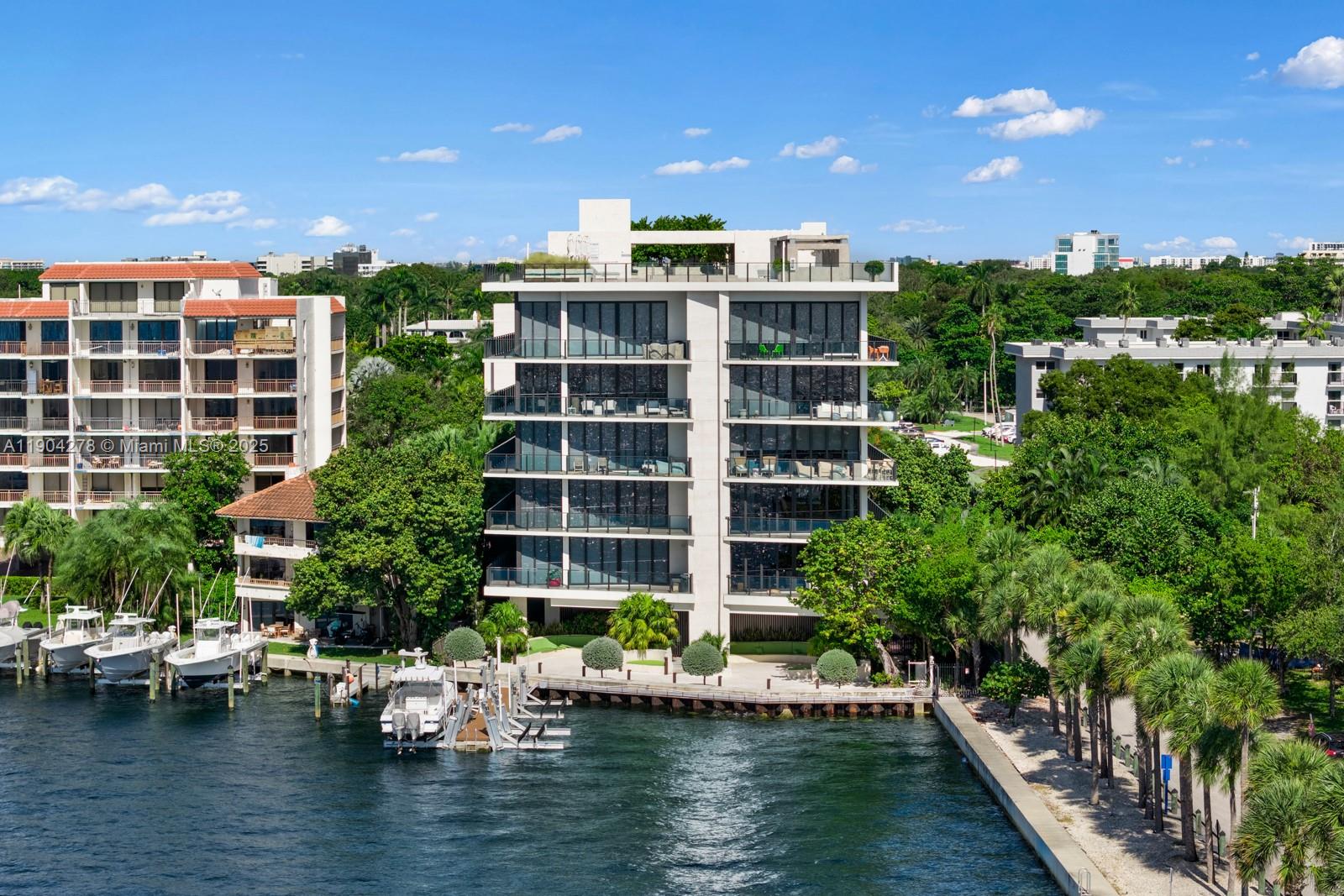 BRICKELLS FLAGLER - Residential